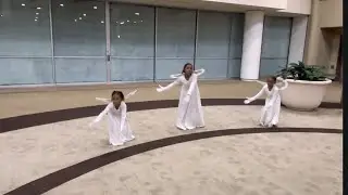 Holy Forever &ndash; CeCe Winans | Powerful Liturgical Dance Worship