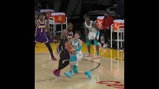 Lebron James foul on Lamelo Ball 😳
