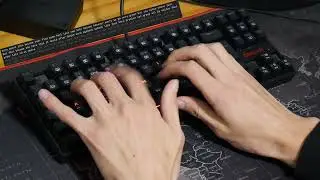 This is what typing at 100 words per minute looks like