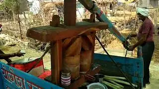 गन्ना रस मशीन (लकड़ी की) कमाल का जुगाड़