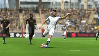Ronaldo scores a perfect on-time chip shot goal #ufl #football #ronaldo 