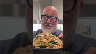 The Inheritance of Bean Thread Noodles (Woon Sen) 🍜 #AndrewZimmern