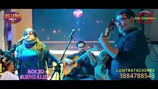 Roc&iacute;o Fuenzalida en Los Le&ntilde;os Parrilla  - Juan Zambrano 