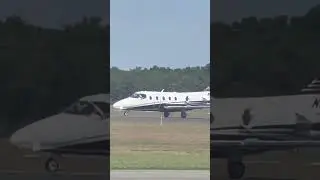 Beechcraft Beechjet 400A takeoff from Cape May Airport