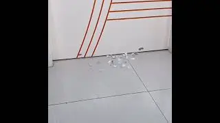 Flexible door bottom sealing strip