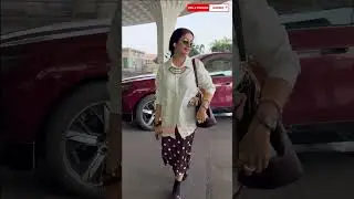 Neha Pendse spotted at airport