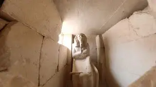 Egipto VR 4K Saqqara ,casa sur, Serdab,, estatua del Horus Netjerikhet y entrada a la piramide