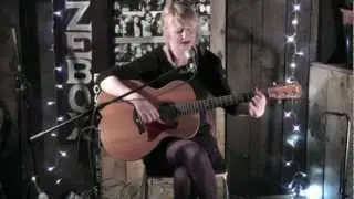 See Amid the Winter Snow - Nancy Wallace at Squeezebox 30th November 2012
