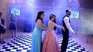 Pai da debutante arrasa em valsa maluca e surpreende os convidados!