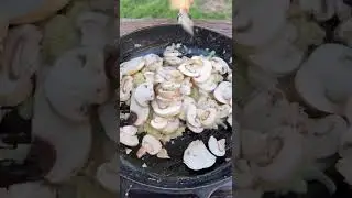 Fetuccini con salsa blanca, pollo y champi&ntilde;ones🤤