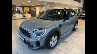 2022 72 MINI Countryman 1.5 Cooper Classic Steptronic Euro 6 review. for sale at Thame Cars