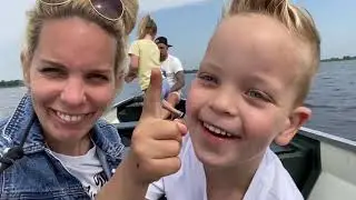 Mama vlogt #30 Met een fluisterbootje door Giethoorn