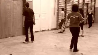 Zlatenky sypani zrni a pradlo