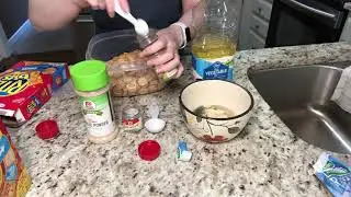 Carnegie Cooks: Herbed Cheese Crackers
