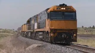 Pacific National Steel Train - Australian Trains, Railways and Railroads