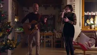 Carol Of The Bells (Loop Version) | Encanto Acoustic Duo