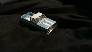 Hot Wheels 83 Chevy Silverado 