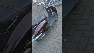 iva retro scooter