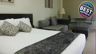 Injune Motor Inn | Injune, Australia | Hotel Review 🌟
