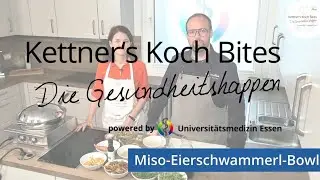 Miso-Eierschwammerl-Bowl mit Dashi-Buchweizen, Walnüssen & Kräuteröl
