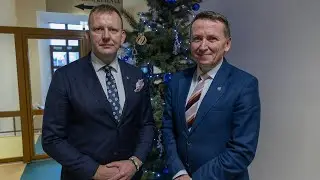 Świąteczne życzenia od starost&oacute;w Powiatu Słupeckiego 2025