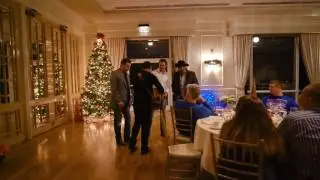 Easton Corbin - Christmas Party - Easton Covers Jerry Lee Lewis' 