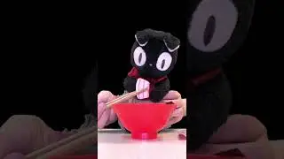 Kuro&rsquo;s Midnight Ramen&mdash;Quiet Plush Cat Comfort 🍜🌙