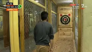 El lanzamiento con hacha, la actividad de moda para liberar adrenalina | Castilla y León Directo