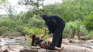 Primitive King Kong, beautiful girl live with King Kong in forest