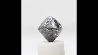 1.06TCW 5.8MM Noir Brut Diamant Cristal Diamant Octahedron Diamant pour Bijoux