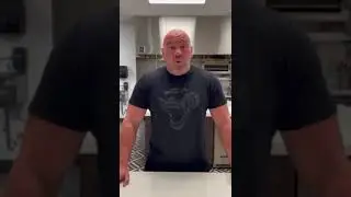 Dana White tries Taco Stuffed Shells