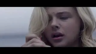 Chlo&euml; Moretz takes care of business in exclusive '5th Wave' deleted scene | Chlo&euml; Grace Moretz Fan