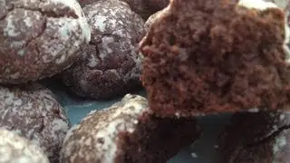 Chocolate sponge cake bonbons