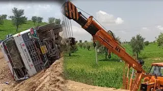 TATA Dump Truck Jumped on the road By 1 cranes ACE Hydra Escort  Hydra crane Machine