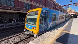 Metro X'Trapolis Departing Flinders Street Station to Upper Ferntree Gully - Low Note Horn Show