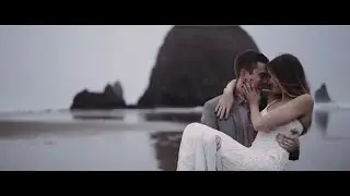Alexa + Tim / Cannon Beach, OR / Intimate Destination Wedding