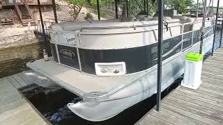 Experience the Best Tritoon Lift: LOTO Lift's 68LT Showcase | Lake of the Ozarks