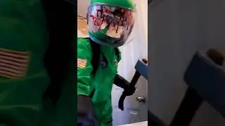 AMONG US COSPLAY💚👨&zwj;🚀☄️#amongus #amonguscosplay #amongusoc