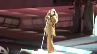 Rihanna - Love on the Brain - Stade de France, Paris 30/07/2016