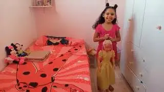 Duda Santana e os looks da boneca St&eacute;fany