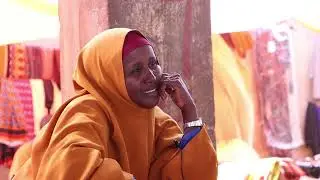 Sheekada Suuqa toddobaadkii hal maalin la isugu yimaado oo ku yaala degmada Jalalaqsi.