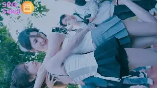 Dua SPG Kostum Sekolah Korset 4K | Pose Tari Duo Dinamis