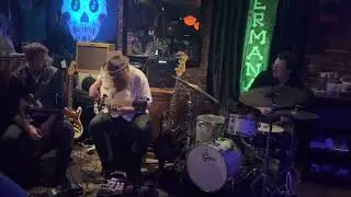 Bass Solo (Kevin Scott @ Hermana NYC)