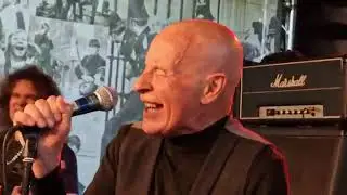5  Live At Beatbox, Hannover, Germany 21 June 2022