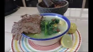 CALDO DE GUIAS CON TASAJO ASADO
