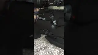 Loading/unloading HW110 with one hand