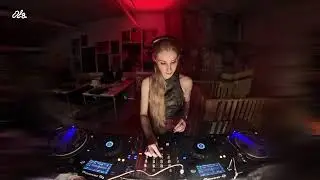 Lia Catreux