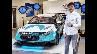 Lenktynininkas Jonas Karklys su naujuoju Hyundai TCR startuos Vokietijos čempionate