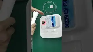 Portable D Cool Face Skin Cooling machine Electroporation Mesotherapy Device operation2