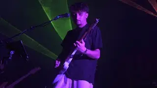 Young Bridge &ndash; &ldquo;Sorrow&rdquo; (Pink Floyd Cover) | Live at Vox